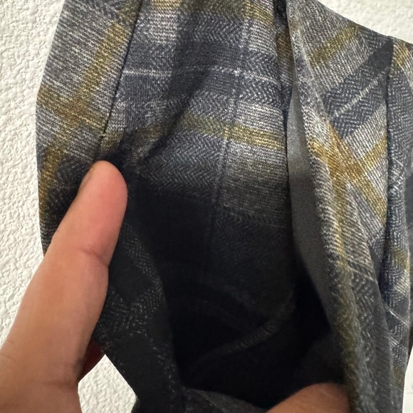 Cabi Step Out Skirt Size 6 Kennedy Plaid Career Business Casual Fitted Academia - Picture 3 of 6